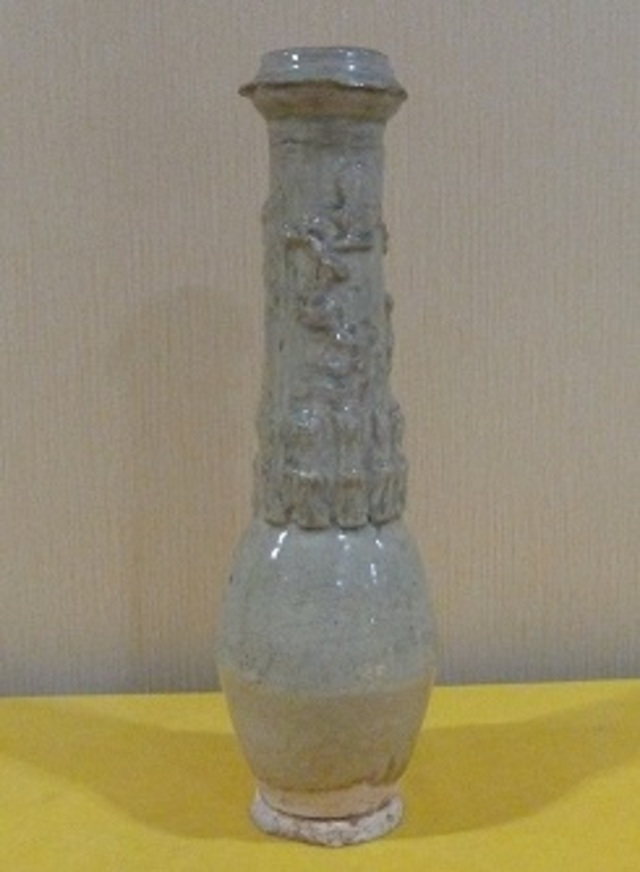 Shadow Blue Relief Character Rui Beast Soul Bottle Song Dynasty