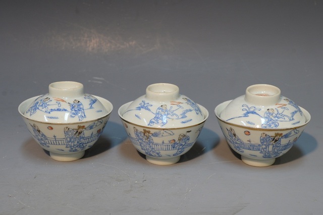 Fu Lu Shou blue color painted gold tea bowl