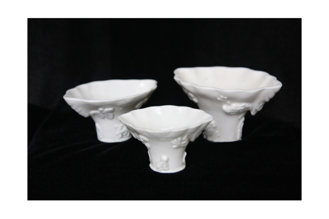 Dehua kiln begonia cup early Qing Dynasty