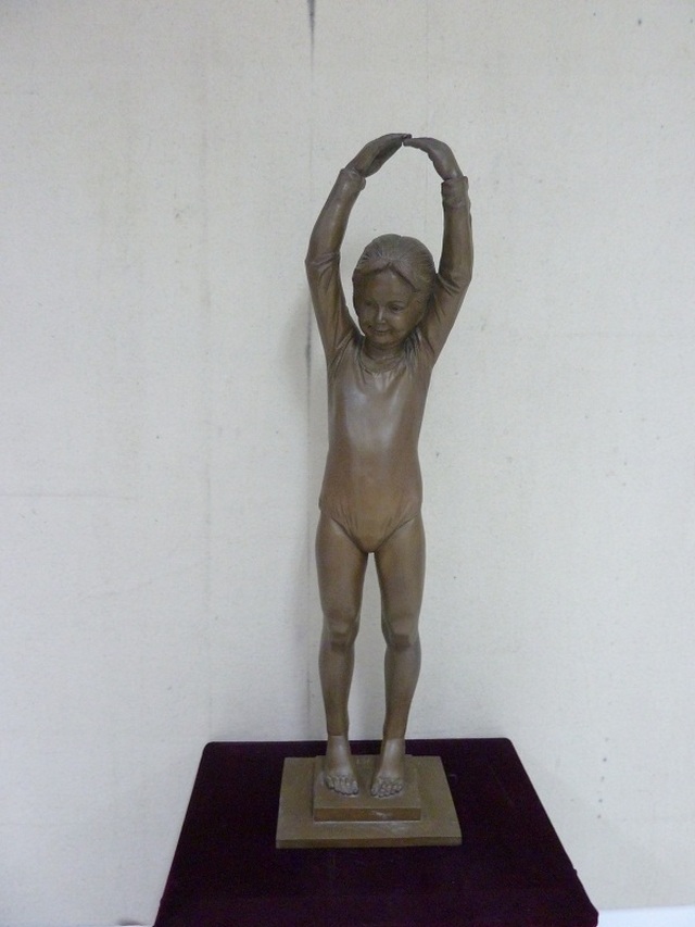 Shelinna sculpture